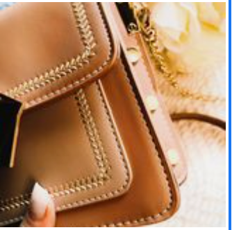 The Lexi Crossbody Purse