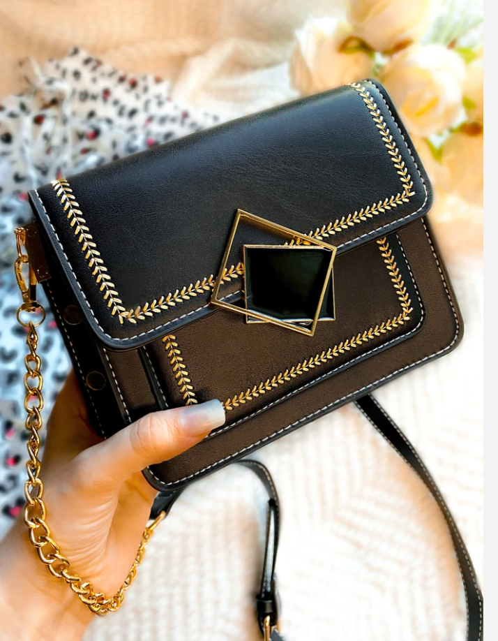 The Lexi Crossbody Purse