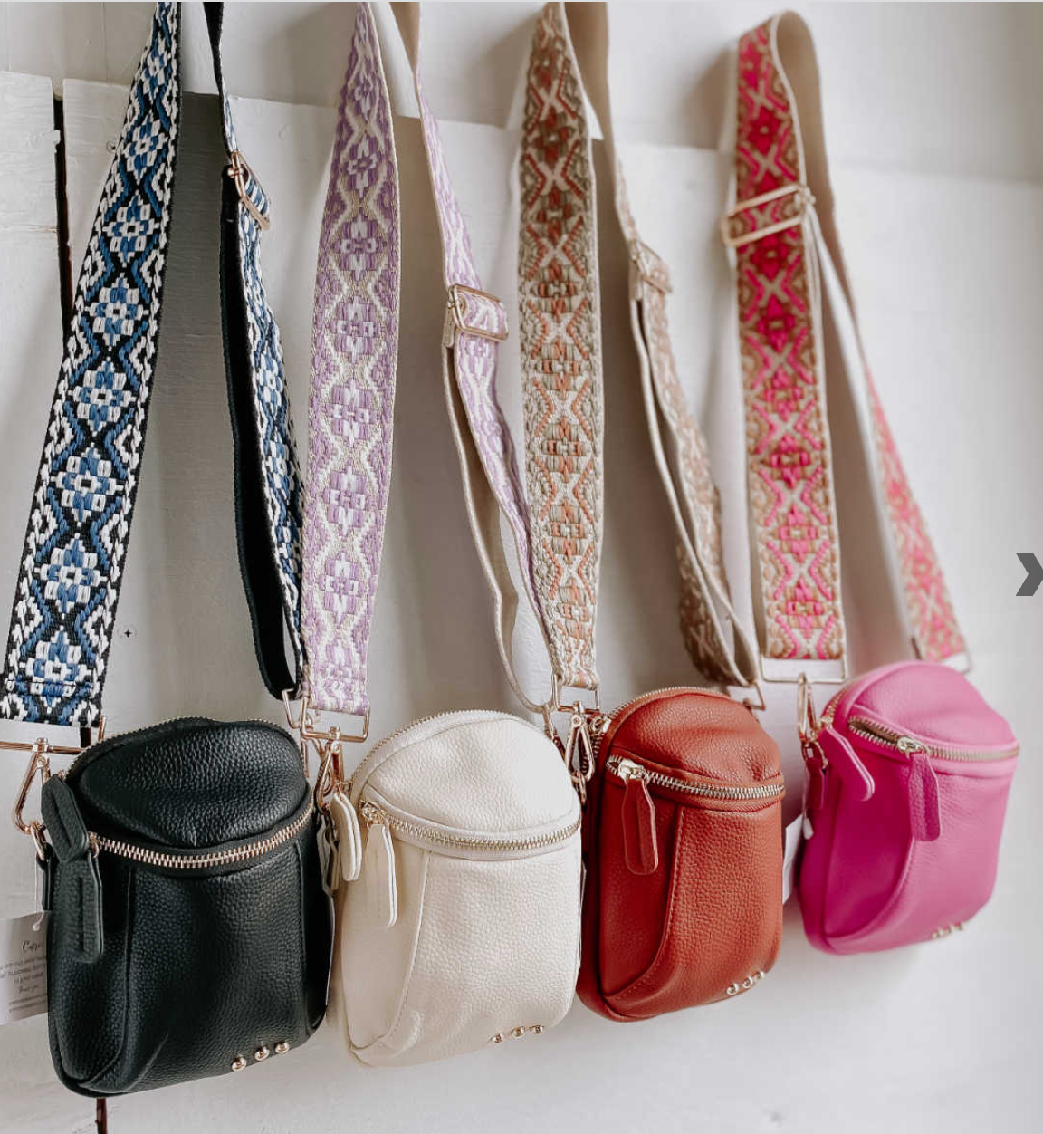 Presale-Ellie Crossbody Bag